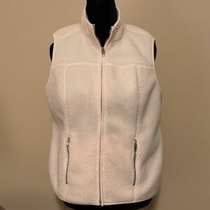 Women’s Petite Medium Style & Co Ivory Fleece Vest